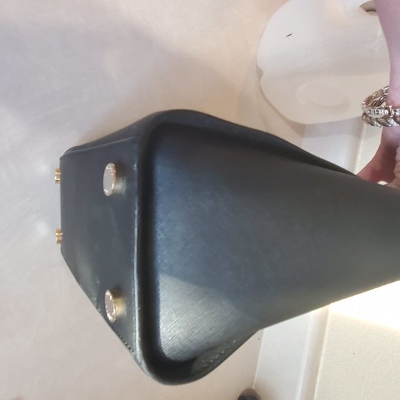 Michael Kors Dillon Saffiano Leather Black Handbag Purse - Picture 10 of 12